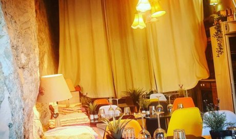 Salle de restaurant à Aix-les-Bains
