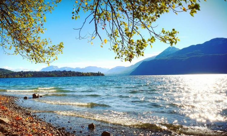 Lac du bourget à Aix-les-Bains